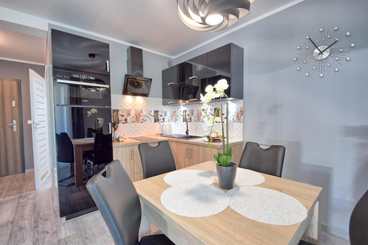 Sea-View Apartamenty Kolorowe Balkony Miedzyzdroje Esterno foto