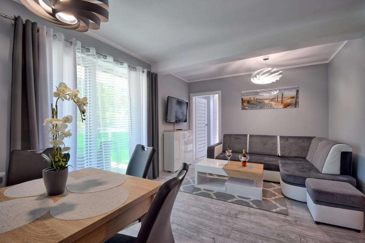 Sea-View Apartamenty Kolorowe Balkony Miedzyzdroje Esterno foto
